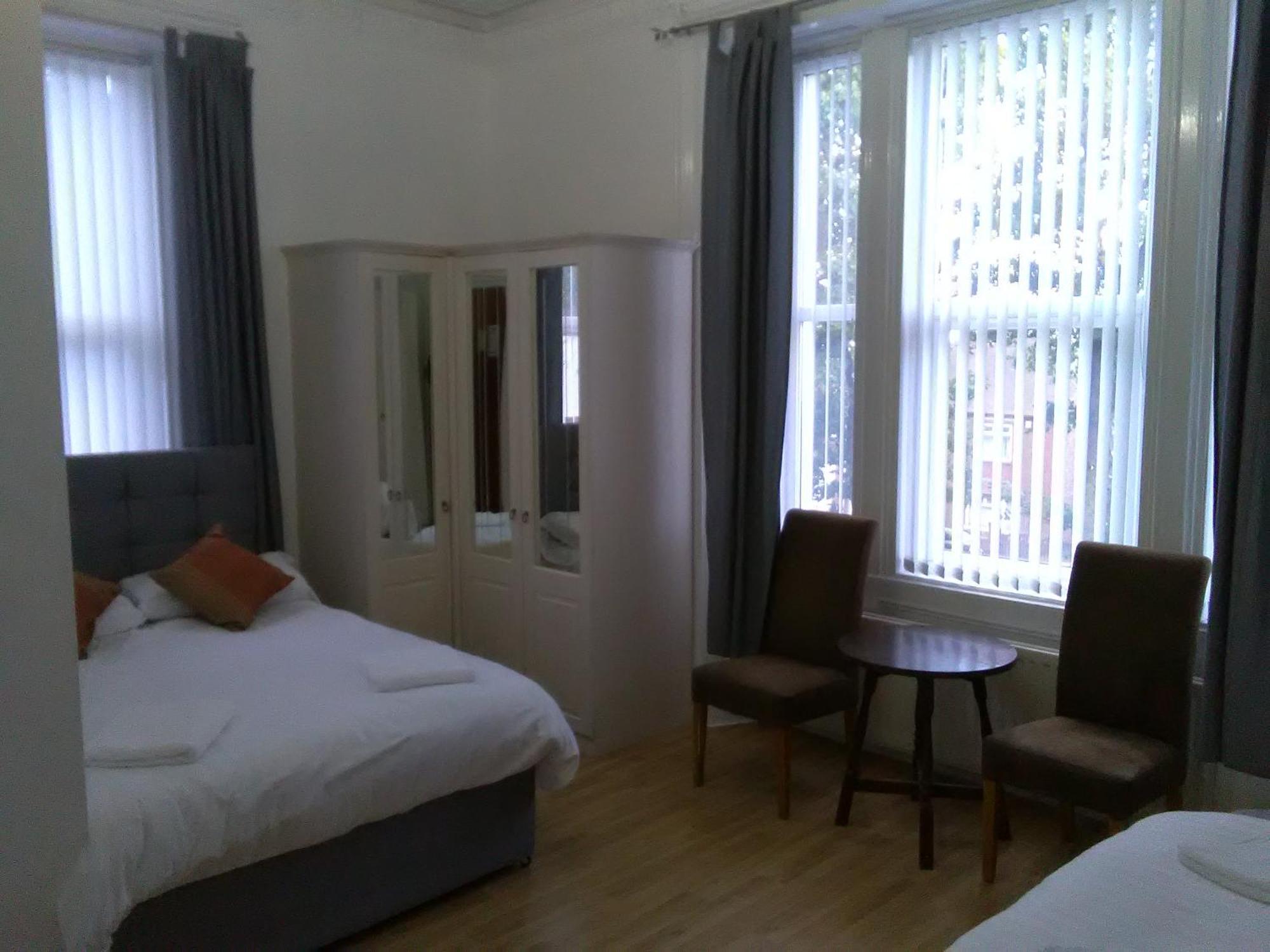 Clifton Hotel Newcastle Zimmer foto